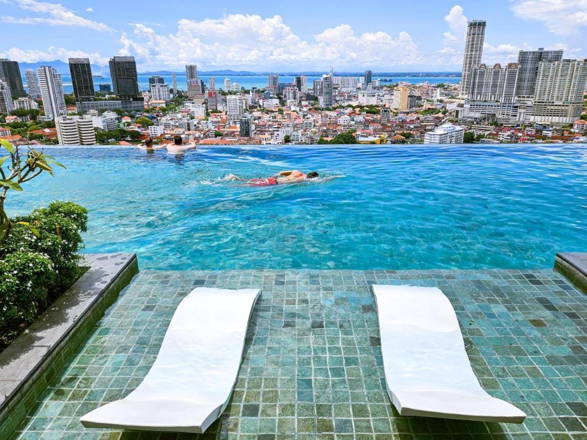 Beacon Executive - Penang Apartment *